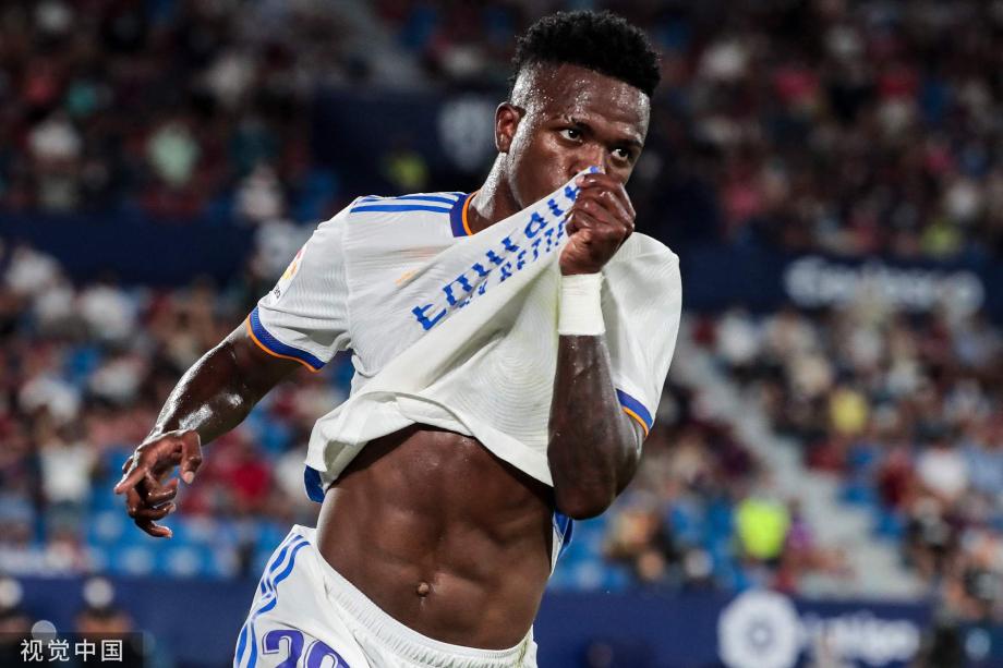 信使报：拜仁二队中场哈维尔-费尔南德斯已被推荐给拉齐奥（信使报：拜仁二队中场哈维尔-费尔南德斯被荐赴拉齐奥）