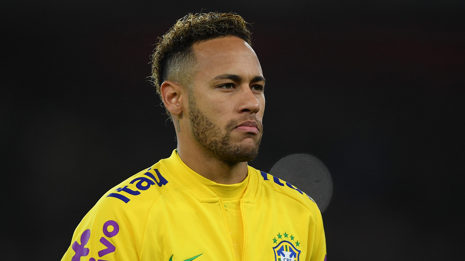 英超：曼联3-2险胜切尔西