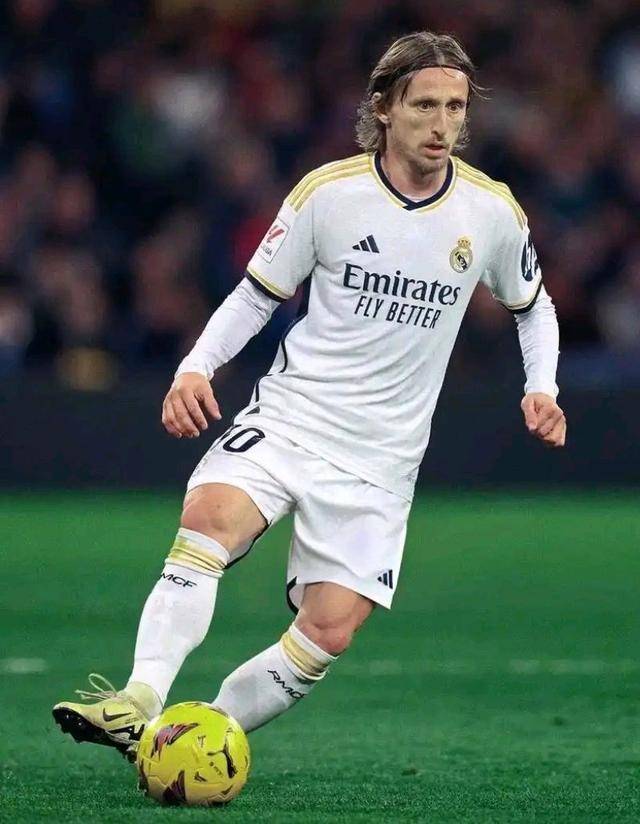 足球联赛赛季最佳射手排行榜（本赛季足球联赛射手王榜单）