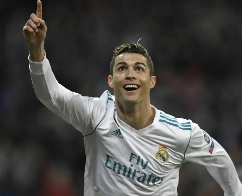 报名人数翻倍，奥运冠军管晨辰当裁判，今天比的体操等级赛有何魅力（报名人数翻番，奥运冠军管晨辰担任裁判，今日体操等级赛有何看点？）