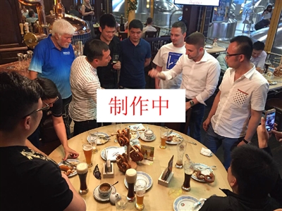 焦在质